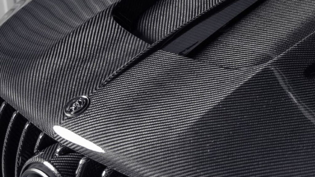 Creative Patterns of carbon fiber in car
