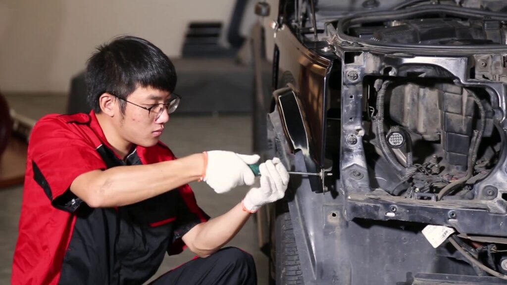 mechanic Custom Body Kit Installation